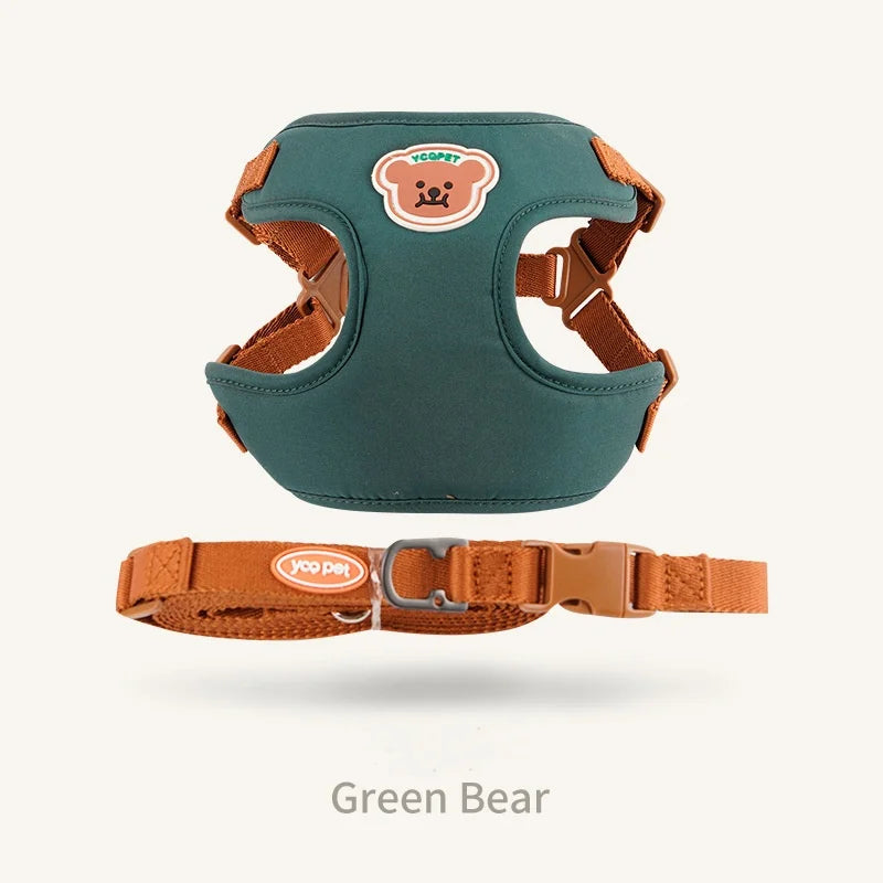 Conjunto de arnés y correa para mascotas con diseño de oso lindo