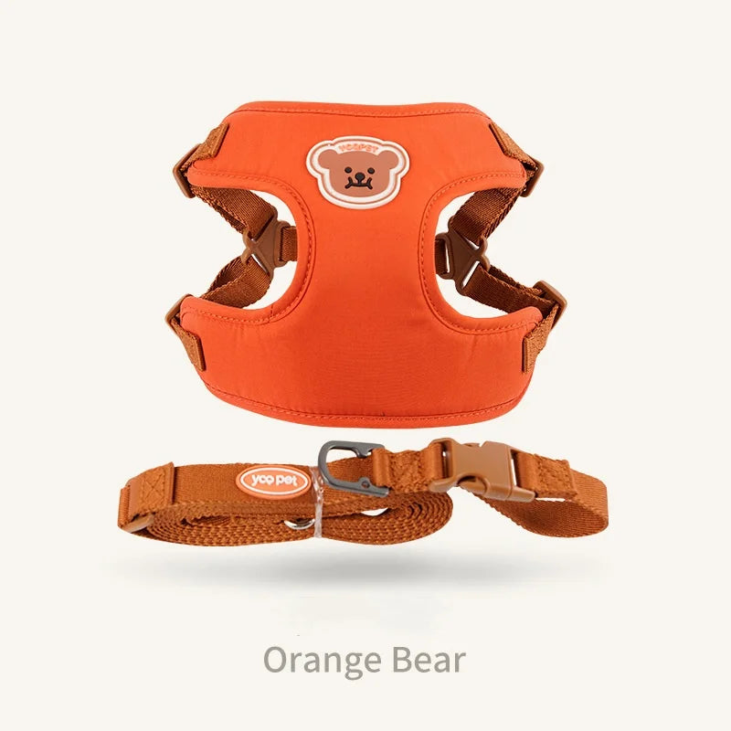 Conjunto de arnés y correa para mascotas con diseño de oso lindo