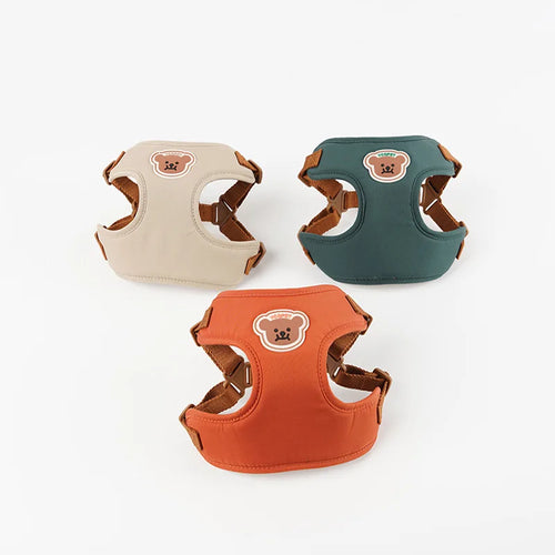 Conjunto de arnés y correa para mascotas con diseño de oso lindo